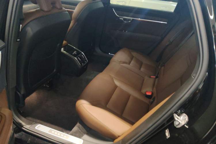 Used Volvo S90 2025 B5 Zhiyuan Luxury Edition