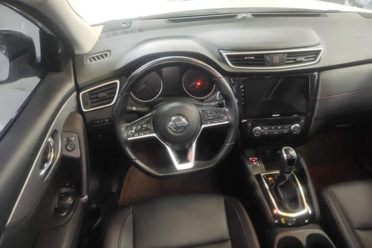 Used Nissan Qashqai 2022 2.0L CVT XV Premier Luxury Edition Steering Wheel