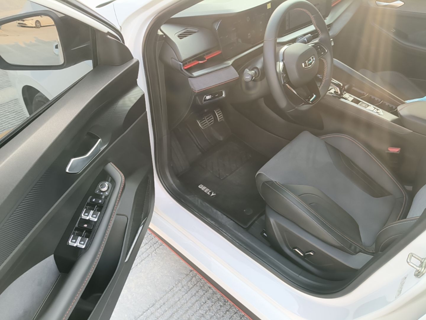 Geely Auto Binray 2022 Binrui COOL 1.5T DCT Electric Edition — снимка 18