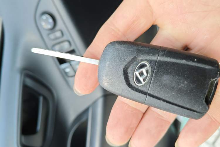 Used SAIC MAXUS G10 2016 2.0T Automatic Elite Edition Interior 1