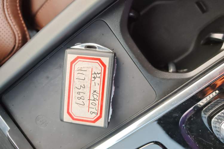 Used Volvo XC90 New Energy 2024 T8 Luxury Flagship 7-Seater
