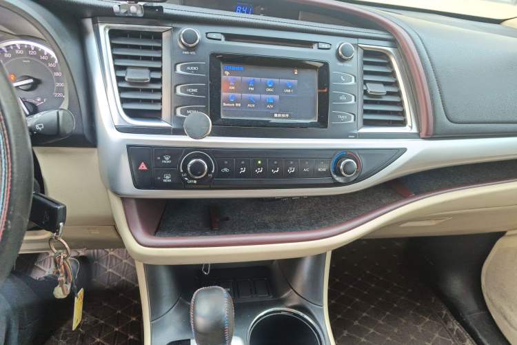 Used Toyota Highlander 2017 2.0T Two-Wheel Drive Elite Edition 5 Seats