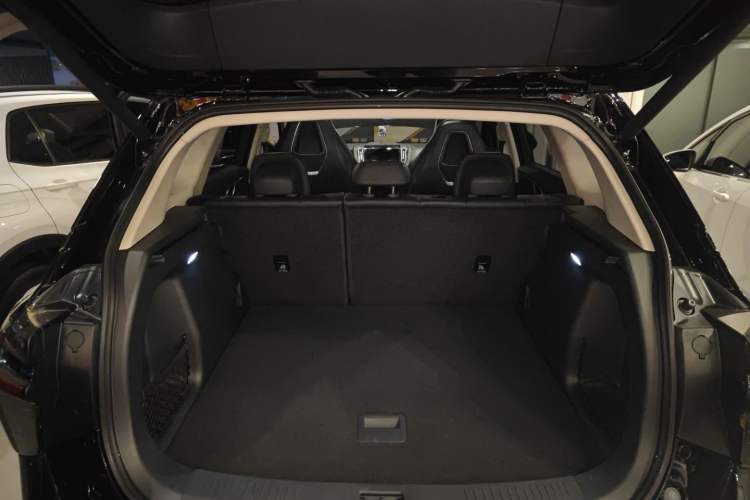 Used Hongqi HS3 PHEV 2024 PHEV 115km Jingwei Edition Trunk