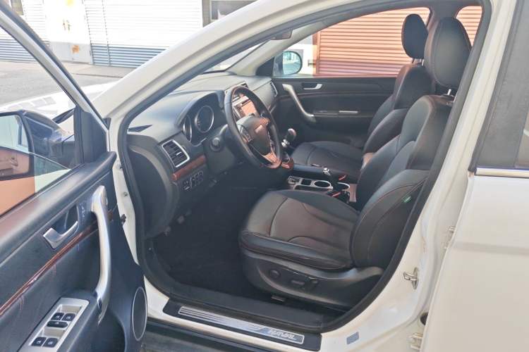 Used Haval H6 2017 Red-Label Sport Edition 1.5T Manual Two-Wheel Drive Elite Model