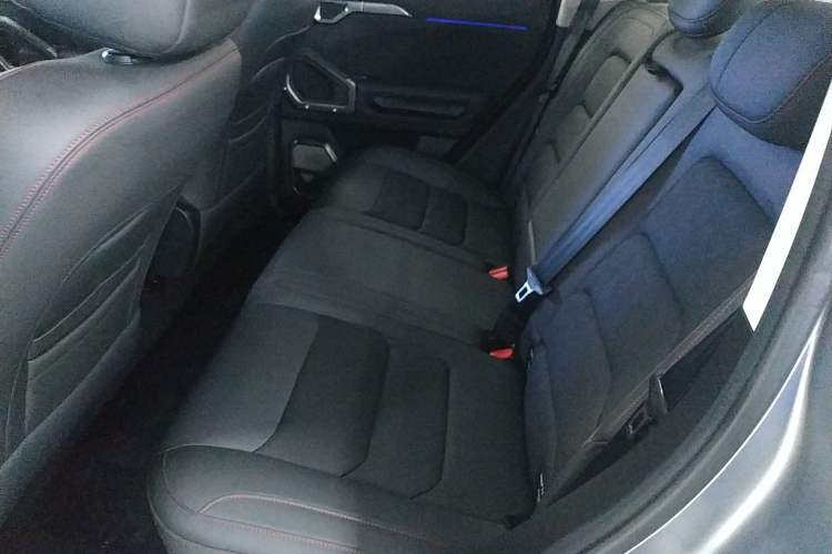 Used JETOUR Traveler 2023 2.0T Four-Wheel Drive Conqueror
