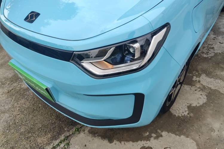 Used SOL E10X 2021 302 km Range Luxury Version 31.4 kWh Left Front Headlight