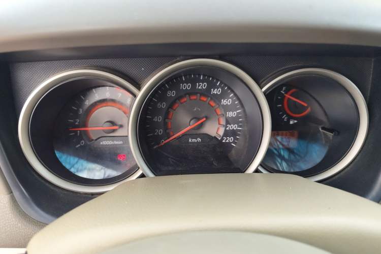 Used Nissan Sylphy 2012 Classic 1.6XL Manual Luxury Edition Instrument Cluster