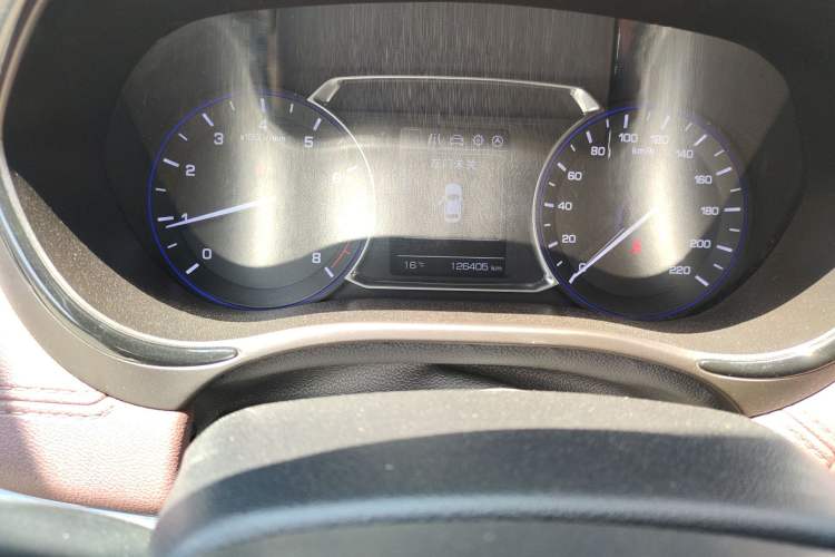 Used CHANGAN Lingxuan 2017 1.5T Manual Joyful & Happy Model Odometer Close Up