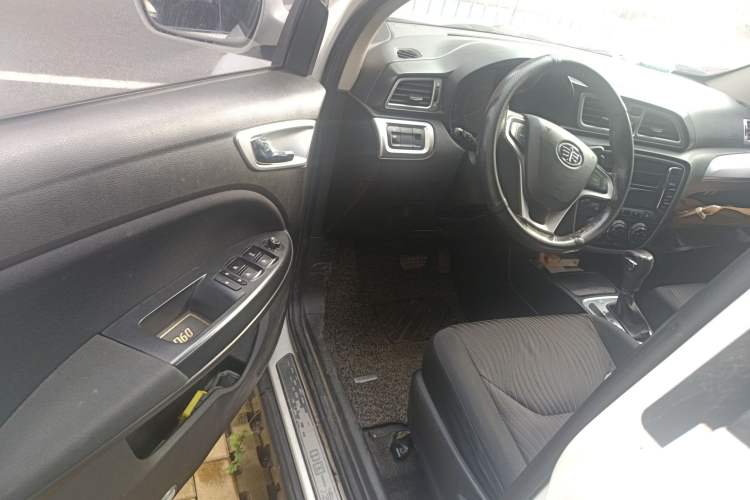 Used FAW Junpai D60 2015 1.8L Automatic Comfort Model
