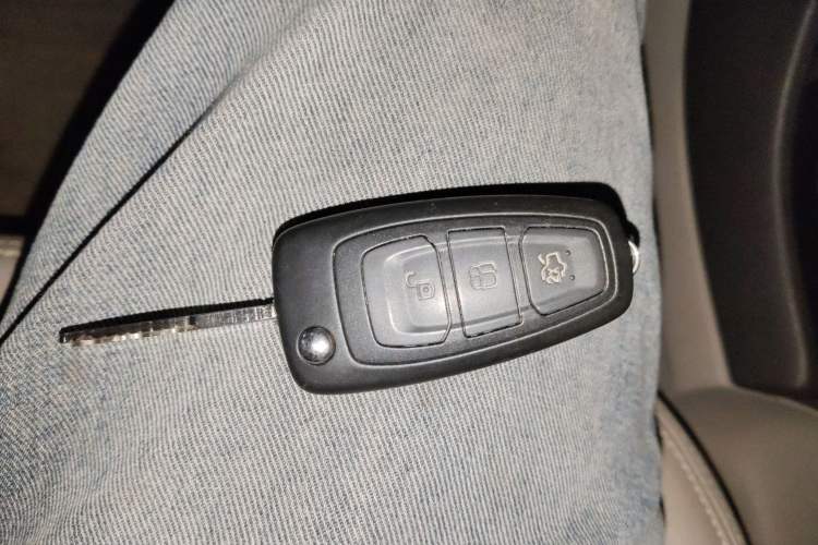 Used Ford Mondeo 2011 2.3L Fashion Edition