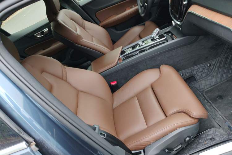 Used Volvo S60 2025 B4 Zhiyuan Luxury Edition Right Front Seat