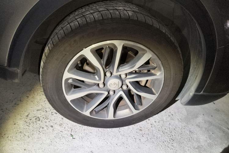 Used Baojun 730 2019 1.5L Manual Fashion Model 7-seater China VI
