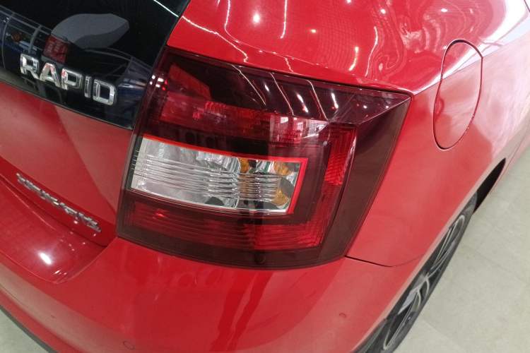 Used Skoda Rapid Spaceback 2016 Revised 1.6L Automatic Smart Drive Version
