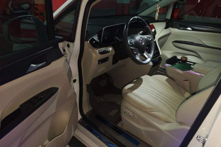 Used Buick GL8 2023 ES Lu Zun Comfort Model
