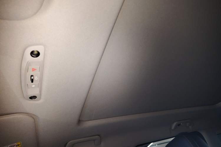 Used iCAR 03 2024 401km Range Two-Wheel Drive Standard Yuechao Version
