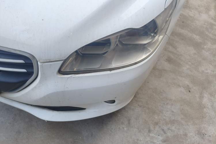 Used Peugeot 301 2016 1.6L Manual Comfort Edition
