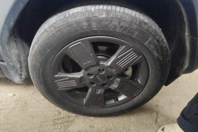 Used iCAR 03 2024 501km Two-Wheel Drive Long-Range Version Right Front Wheel Hub