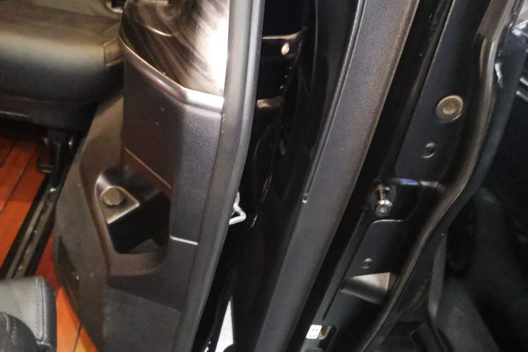 Used Mercedes-Benz V-Class 2018 V 260 Avantgarde Edition China V
