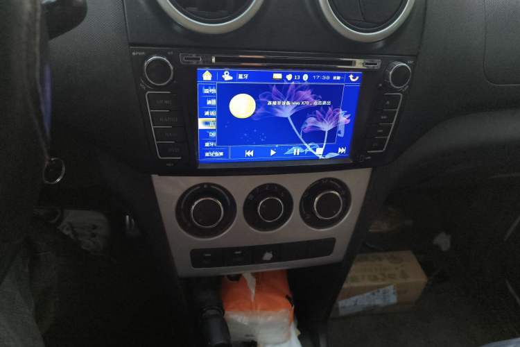 Used CHANGAN KAICHENG Ounuo S 2014 1.3L Base Version