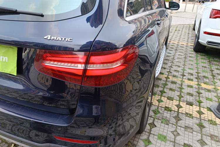 Used Mercedes-Benz GLC 2017 GLC 260 4MATIC Luxury Model Right Rear Taillight