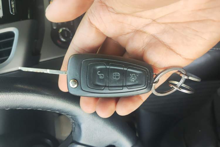 Used Ford Focus 2015 Sedan 1.6L Automatic Comfort Model Vehicle Key