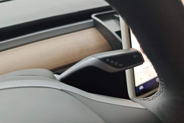 Used Tesla Model 3 2022 Rear-Wheel-Drive Version
