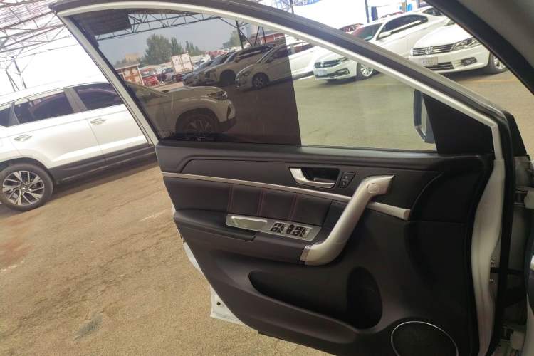 Used Haval M6 2019 1.5T DCT Two-Wheel Drive Elite Version China VI Standard