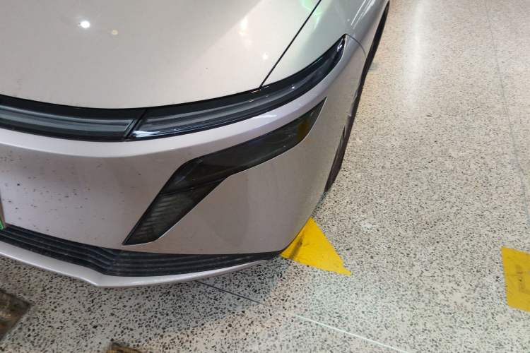 Used Nissan N6 2026 Model 180 Max Left Front Headlight