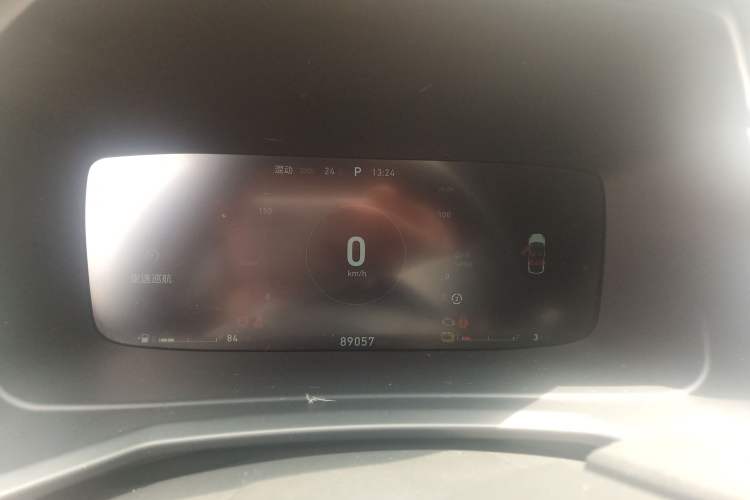 Used Lynk & Co 06 EM-P 2022 PHEV 84 km Range Pro Version Instrument Cluster