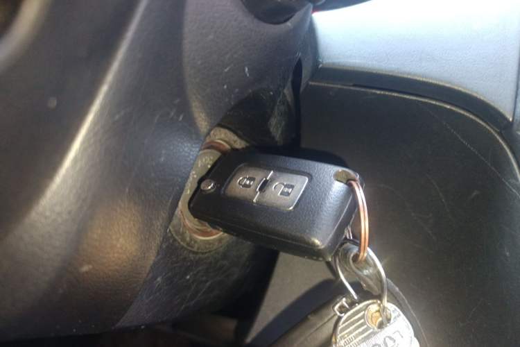 Used Mitsubishi Pajero 2016 3.0L Automatic Standard Version China V Standard Vehicle Key