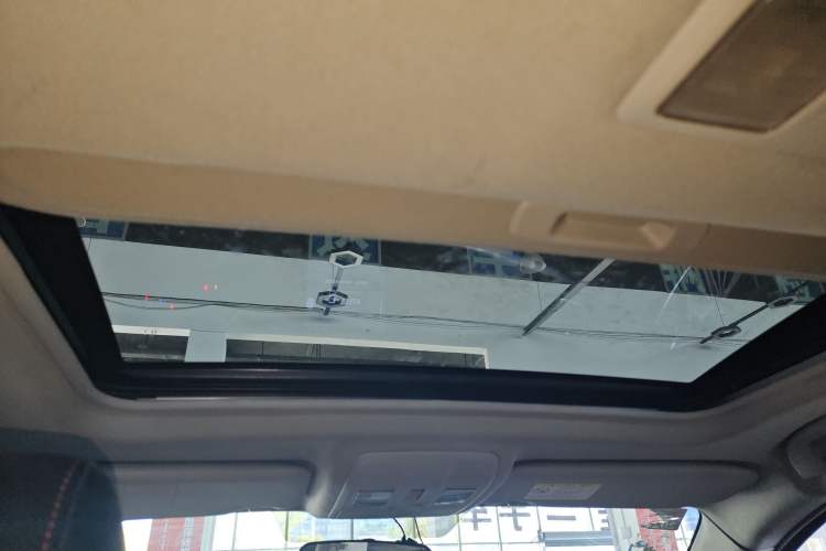 Used Mazda CX-5 2015 2.0L Automatic Two-Wheel Drive Urban Version Headliner