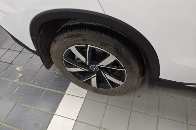 Used BYD Song Pro New Energy 2023 Champion Edition DM-i 71KM Navigation Model
