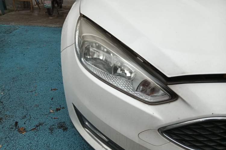 Used Ford Focus 2017 Hatchback 1.6L Automatic Fashion Edition Smart Drive Version