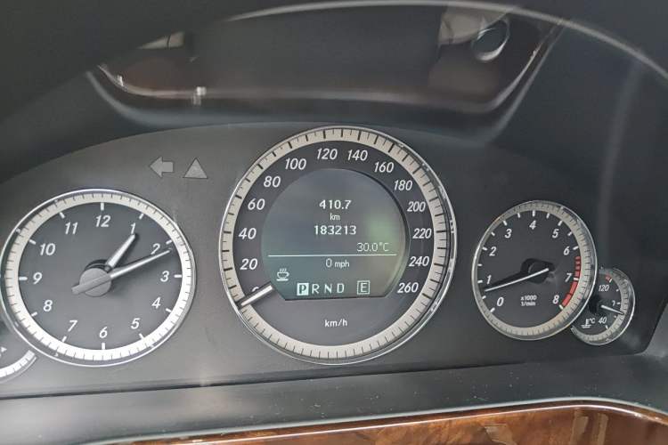 Used Mercedes-Benz E-Class 2010 E 260 L CGI Elegant Model