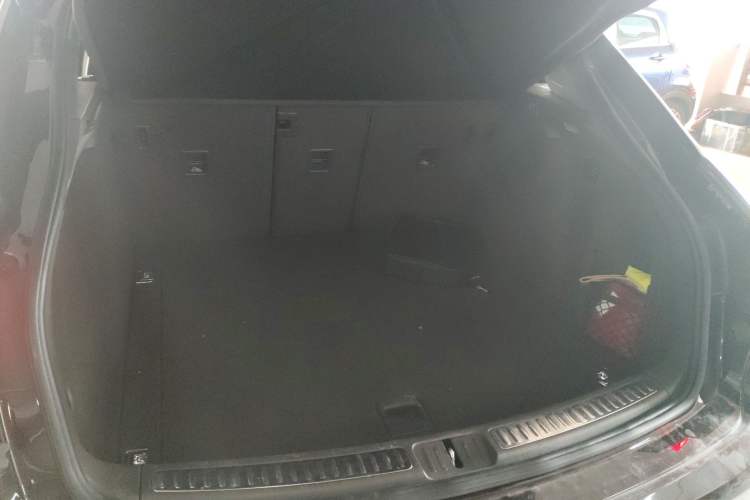 Used Porsche Macan 2022 Macan 2.0T
