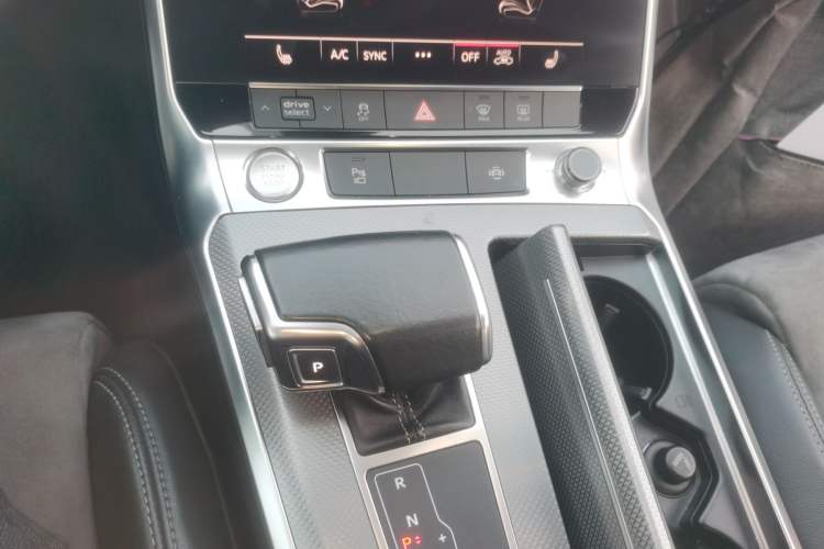 Used Audi A6L 2019 40 TFSI Luxury Dynamic Model