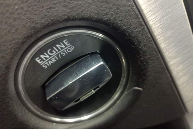 Used Volkswagen Passat 2011 2.0T Touring Edition Luxury Version Vehicle Key