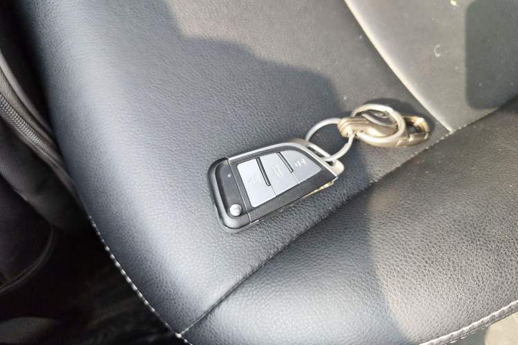 Used Hyundai Verna Ray 2014 1.4L Manual GLX