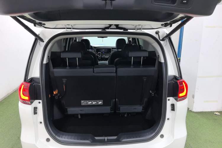 Used GAC Trumpchi M8 2019 320T Ultimate Edition
