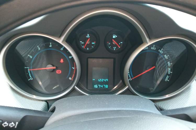 Used Chevrolet Cruze 2012 1.6L SE MT