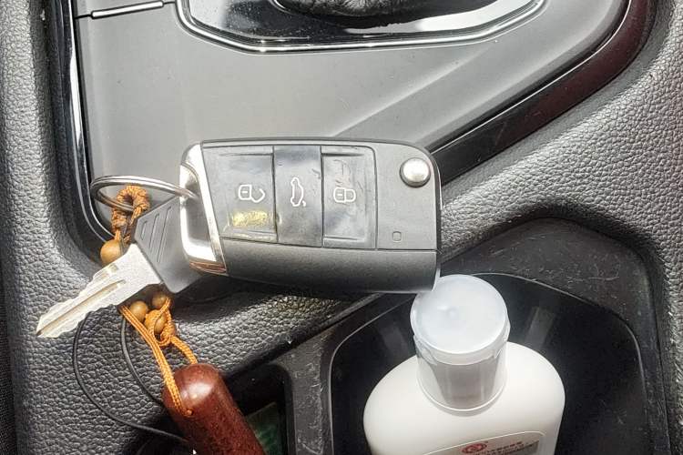 Used Volkswagen Tiguan L 2017 330TSI Automatic Two-Wheel Drive Luxury Edition
