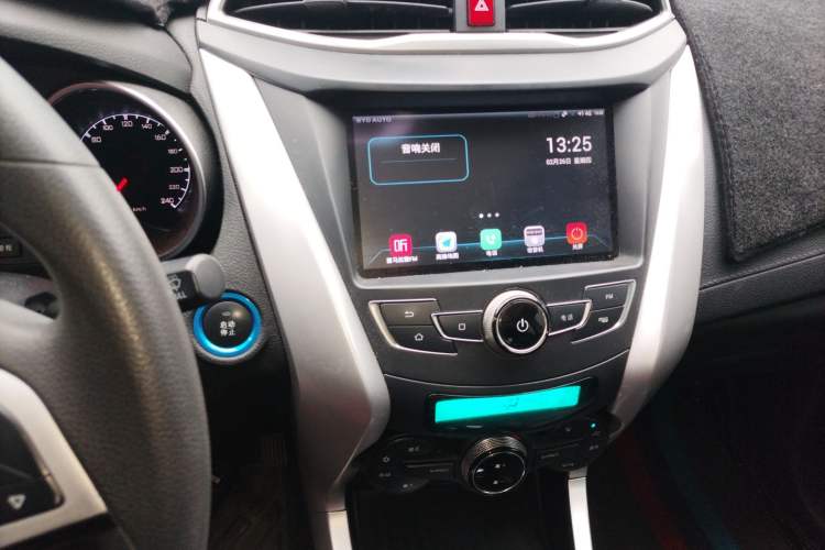 Used BYD Yuan New Energy 2018 EV360 Smart Connect Cool Edition
