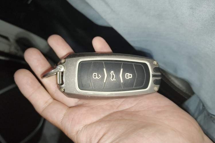 Used Geely Auto Vision X6 2018 1.4T CVT 4G Connected Flagship Edition Vehicle Key