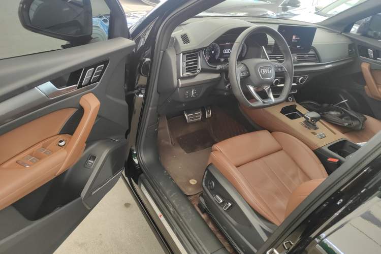 Used Audi Q5L 2025 quattro 45th Anniversary Edition 45 TFSI Luxury Dynamic Model