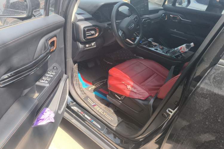 Used Geely Auto Haoyue 2022 1.8TD DCT Black Gold Limited Edition 7-Seater Driver Seat