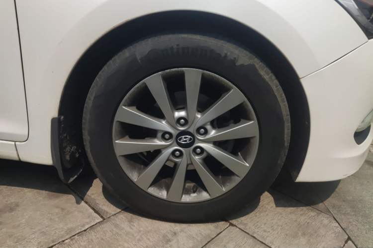 Used Hyundai Mistra 2014 1.8L Automatic Smart GLS
