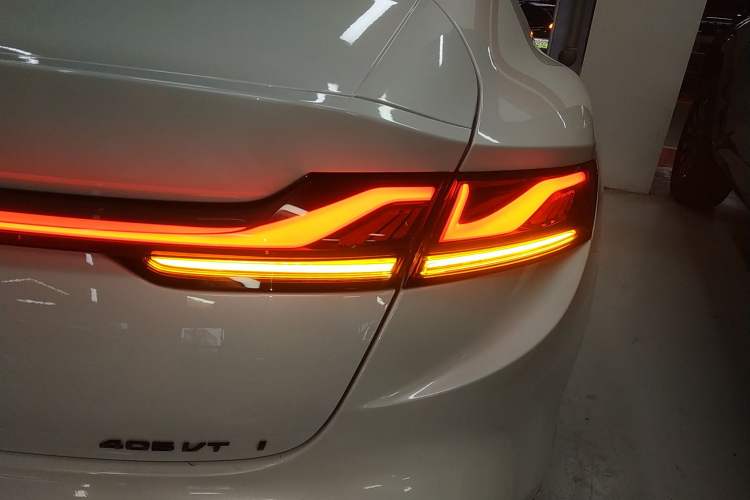 Used MG 7 2023 2.0T Automatic Hunter Luxury Edition