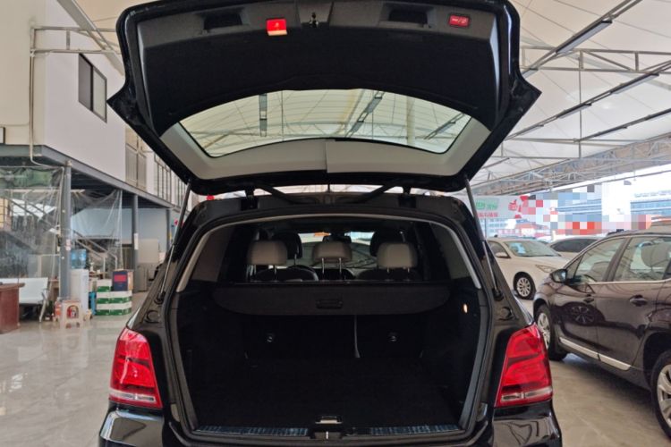 Used Mercedes-Benz GLK-Class 2013 GLK 300 4MATIC Dynamic Sunroof Model Trunk