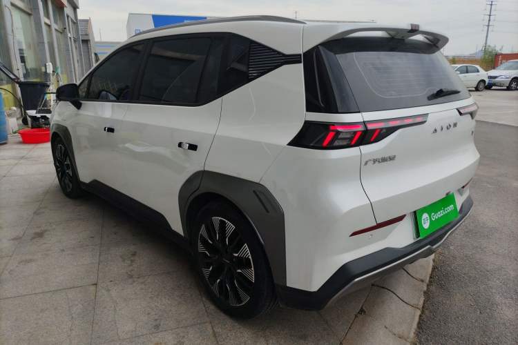 Used AION Y 2022 70 Tech Edition Lithium Iron Phosphate Exterior 2