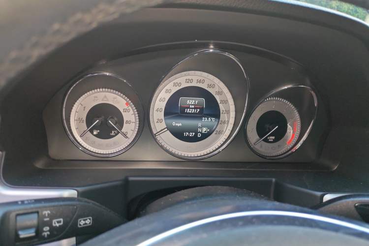 Used Mercedes-Benz GLK-Class 2015 GLK 260 4MATIC Dynamic Edition Ultimate Version
